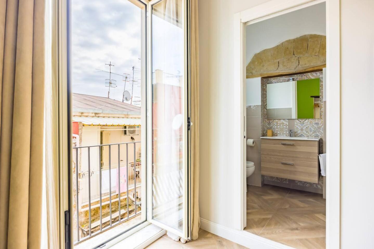 ホテル Terrazza Terzo Cardine ナポリ 部屋 写真