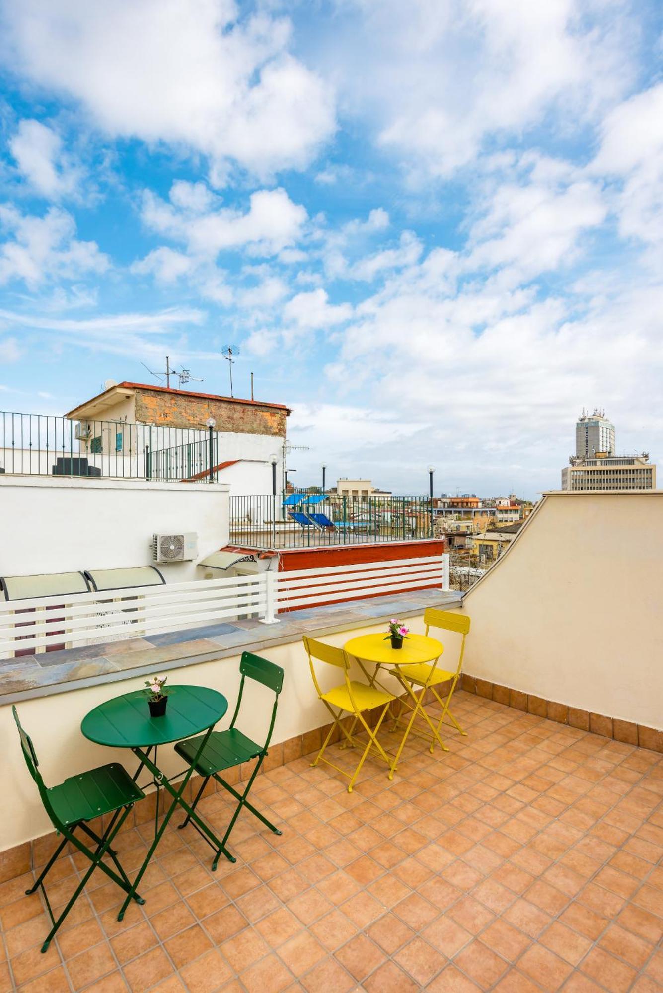 ホテル Terrazza Terzo Cardine ナポリ エクステリア 写真