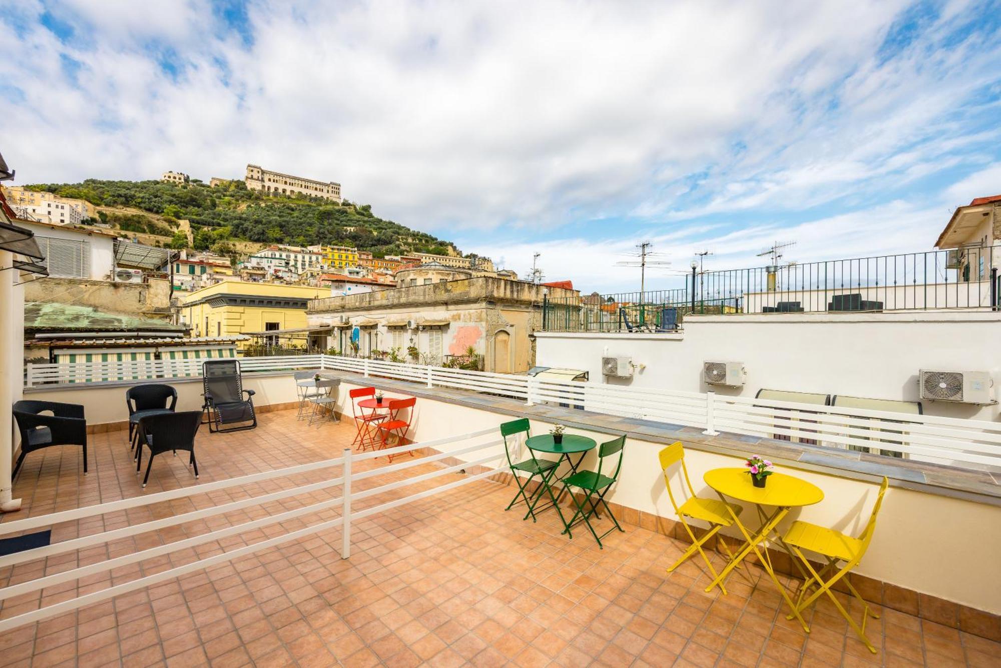 ホテル Terrazza Terzo Cardine ナポリ エクステリア 写真